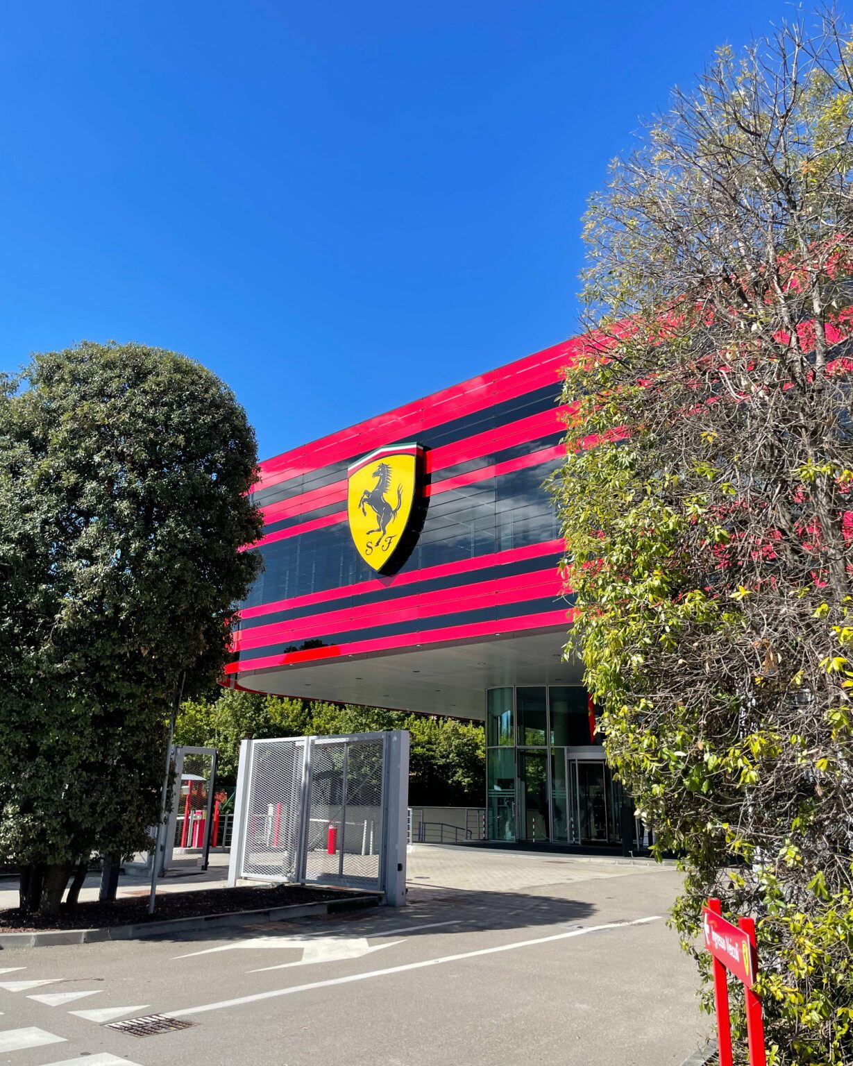 Ferrari, ecco a che ora sarà presentata la vettura ferrari-ecco-a-che-ora-sara-presentata-la-vettura
