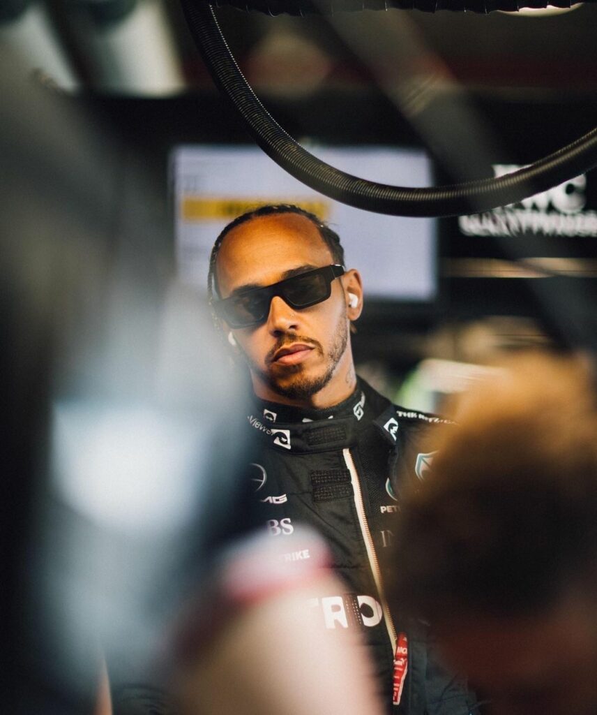 lewis-hamilton-si-prepara-al-futuro-post-formula-1