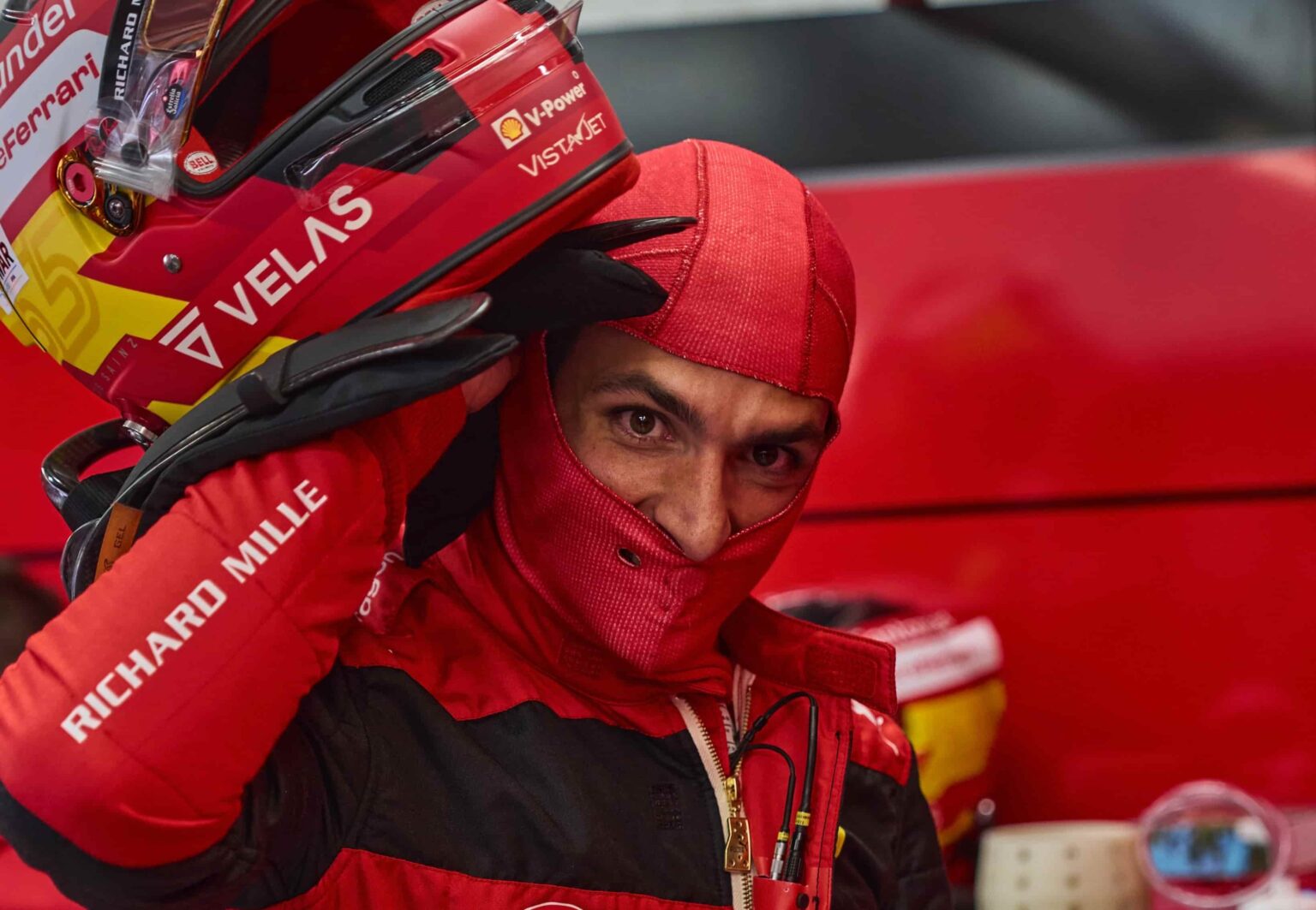 Sainz: “Domani dobbiamo essere perfetti su un aspetto” sainz-ammette-leclerc-ecco-dove-mi-ha-fatto-crescere