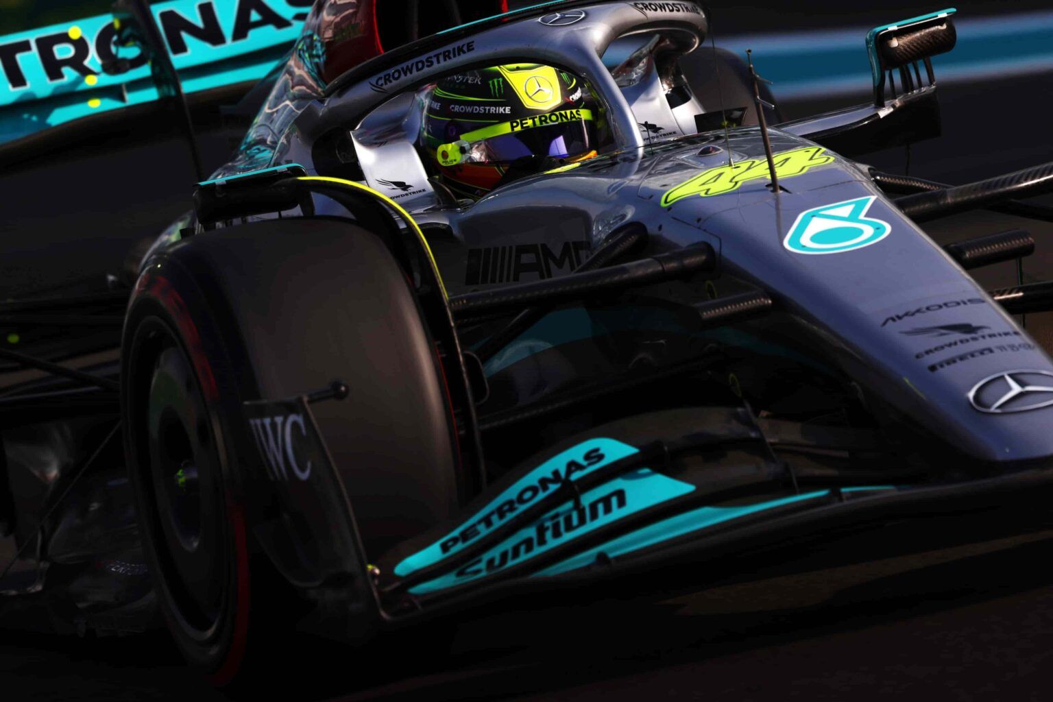 hamilton-penalizzato-ecco-la-decisione-della-fia