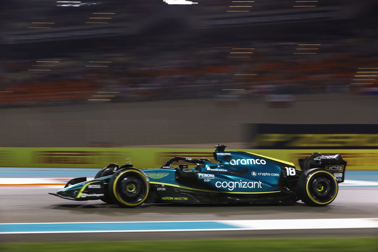 Aston Martin, cambio radicale per la vettura in vista? aston-martin-cambio-radicale-per-la-vettura-in-vista