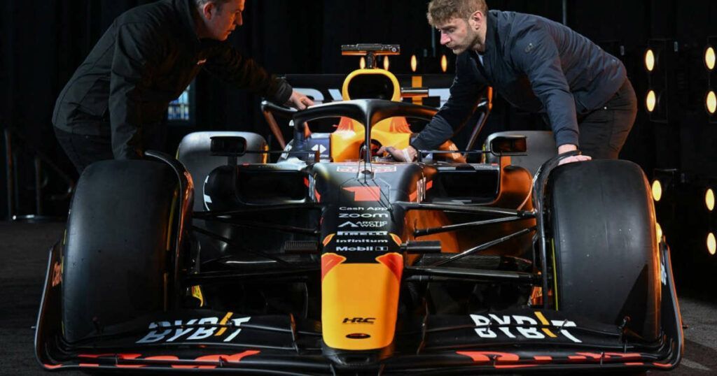 Red Bull RB19, filming day “nascosto”. Il commento di Max