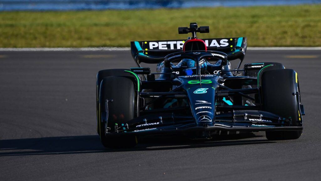 mercedes-problemi-durante-lo-shakedown-della-w14