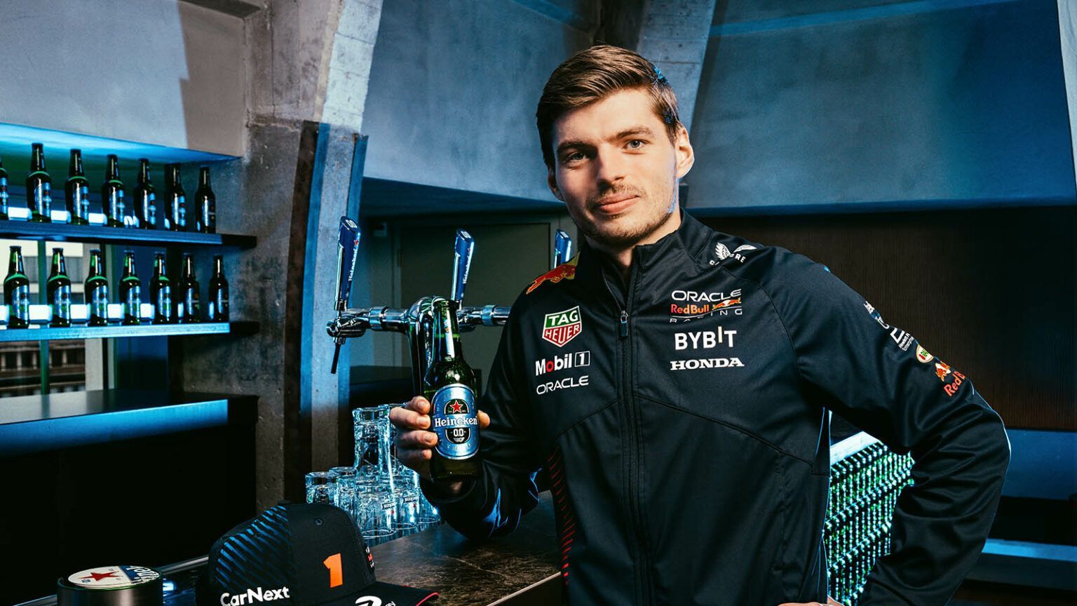 red-bull-e-verstappen-si-legano-a-heineken-con-una-nuova-partnership