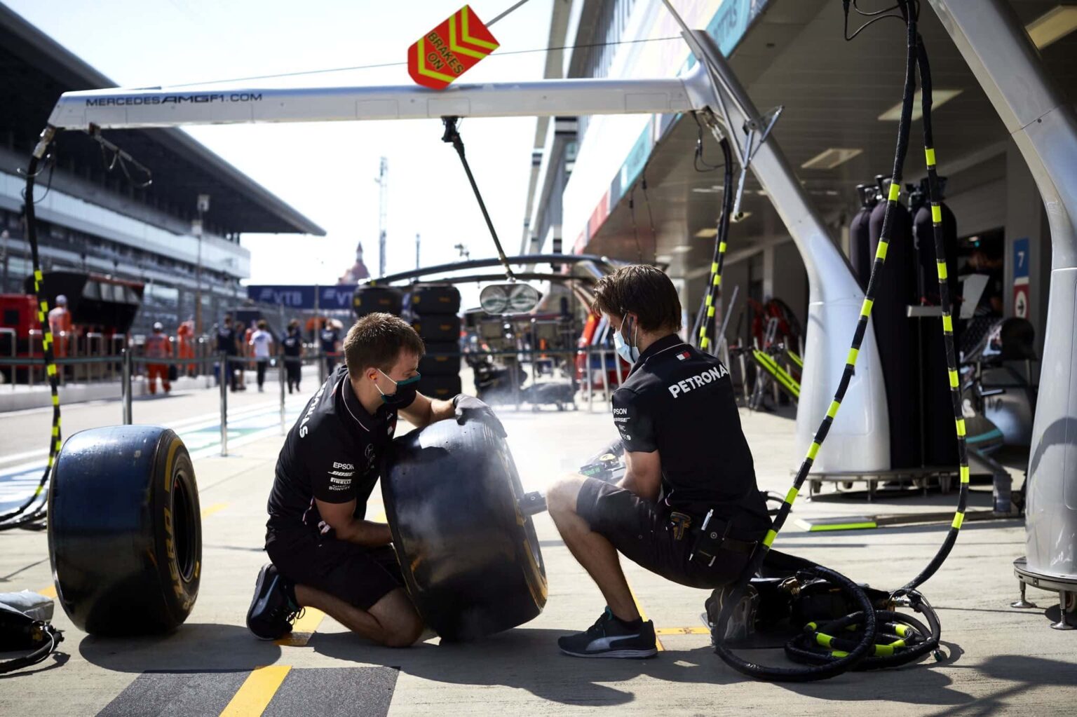 Pirelli saluta la Formula 1? Ecco il tender della FIA pirelli-saluta-la-formula-1-ecco-il-tender-della-fia