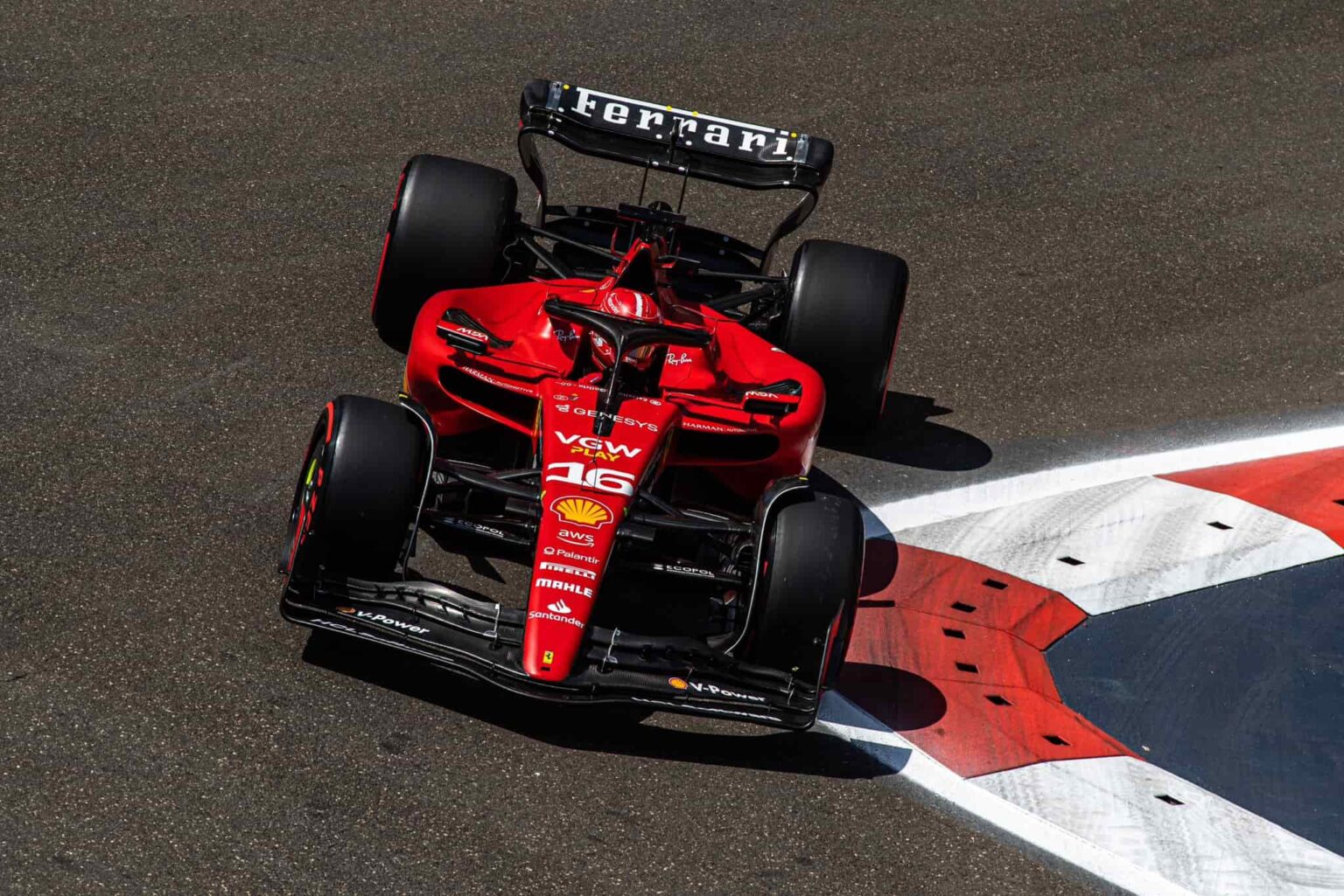 Qualifiche Azerbaijan: Leclerc si prende la pole! Giro incredibile qualifiche-azerbaijan-leclerc-si-prende-la-pole-giro-incredibile
