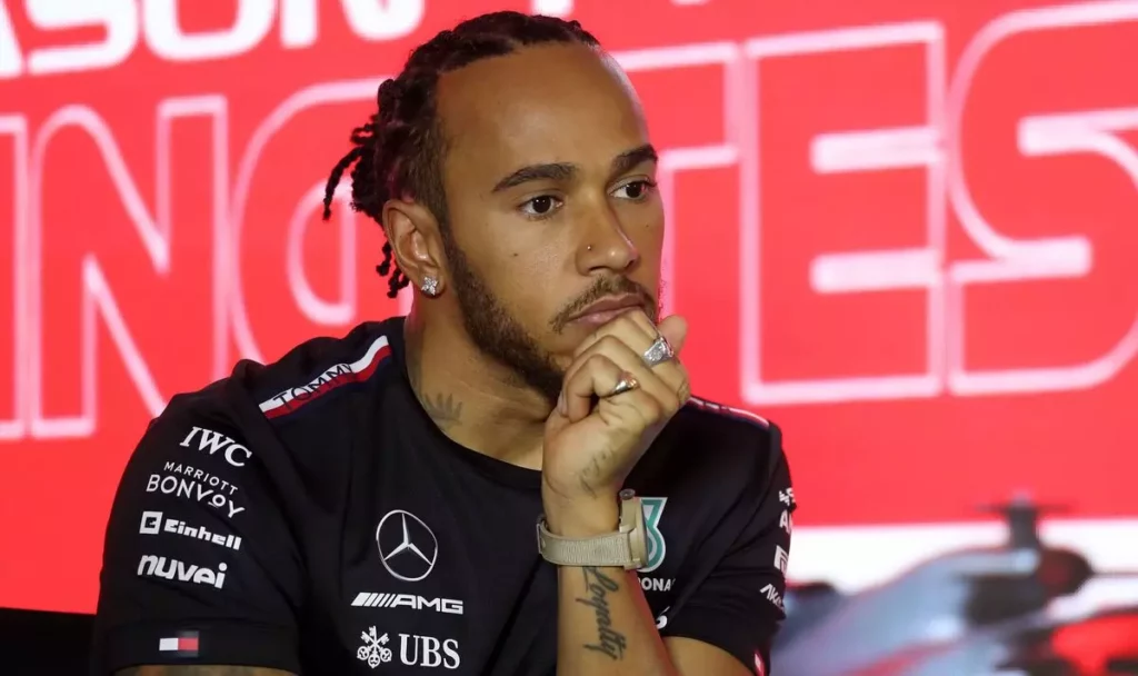 lewis-hamilton-rinnova-arriva-la-risposta-definitiva
