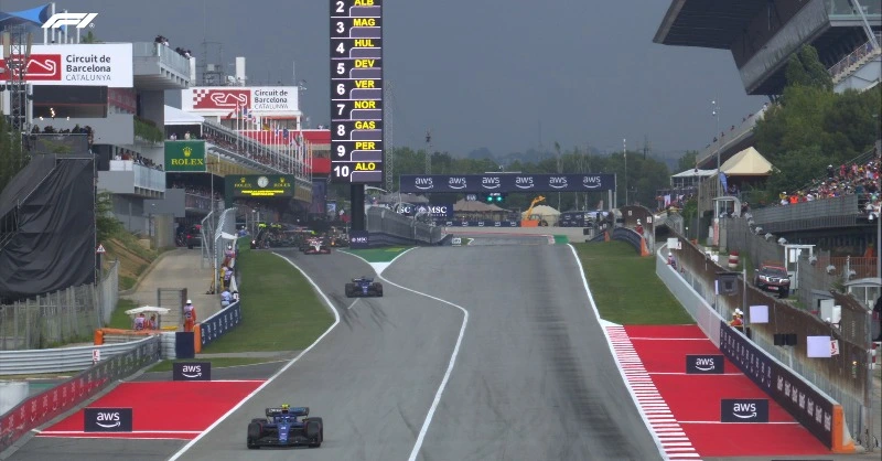 Le monoposto scendono in pista per le FP3 in Spagna. Le prime due ad uscire sono le Williams, seguite dal resto del gruppo