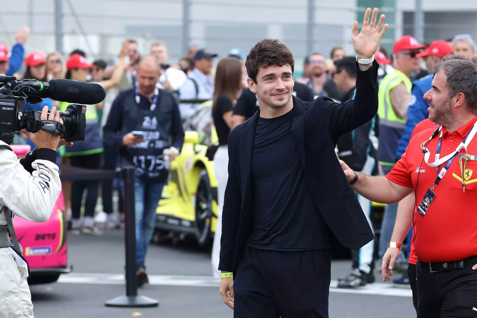 Leclerc at the 24H of Le Mans, the admission: "In the future..." Charles Leclerc present in the paddock for the 24H of Le Mans