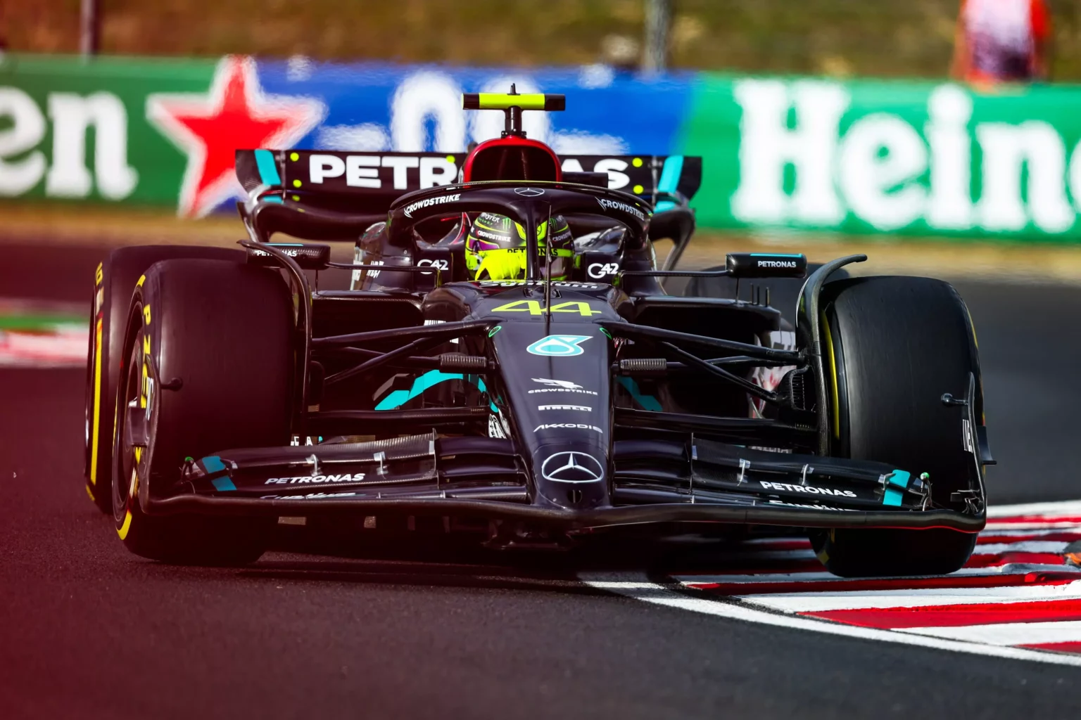 F1 | Qualifiche Ungheria: è pole di Hamilton! Risultato straordinario Lewis Hamilton in pole position nel GP d'Ungheria