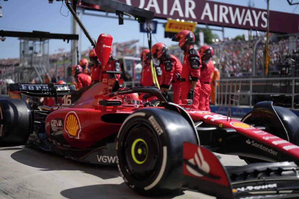 Leclerc dopo il pit stop nel GP d'Ungheria