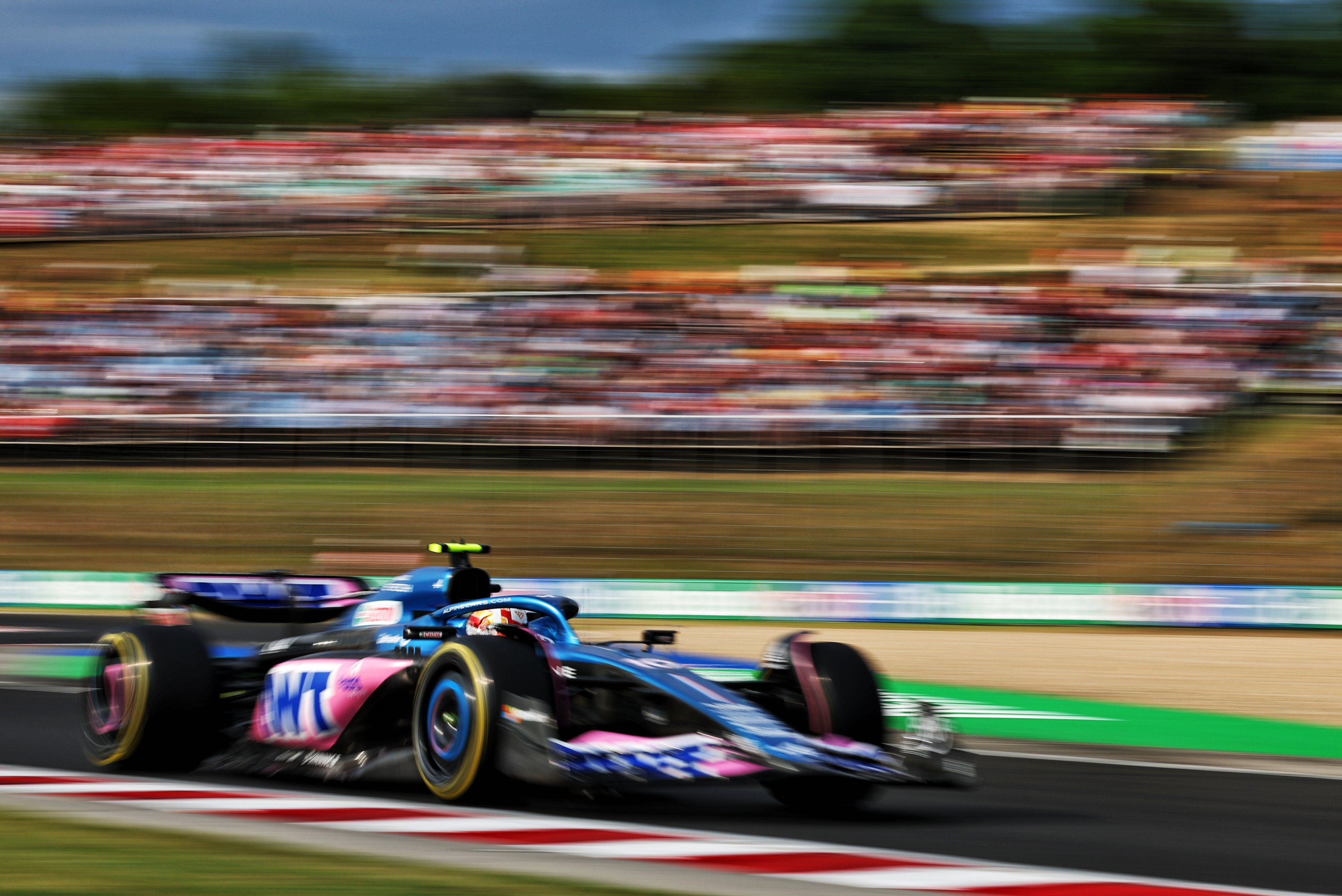 Gasly in pista in Ungheria