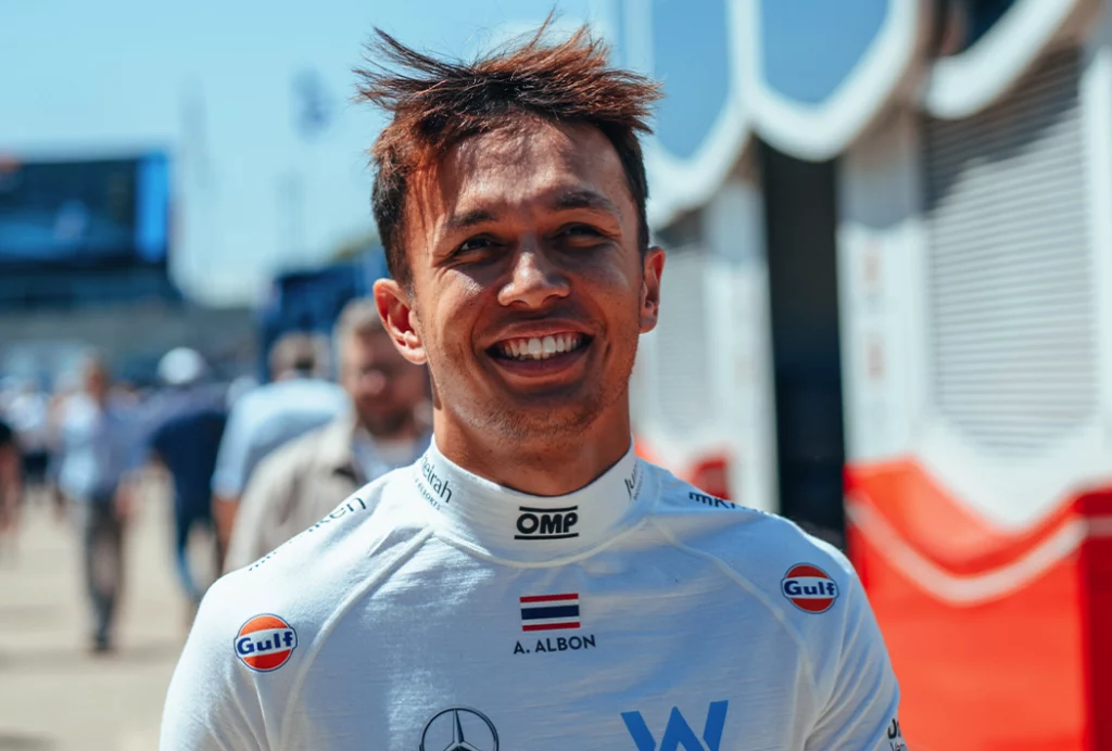 Fanta F1 | I nostri consigli per il weekend a Silverstone! Alexander Albon nel paddock a Silverstone