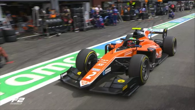 Jehan Daruvala costretto al ritiro dopo quanto successo nella Sprint Race di Formula 2 sul circuito di Spa-Francorchamps