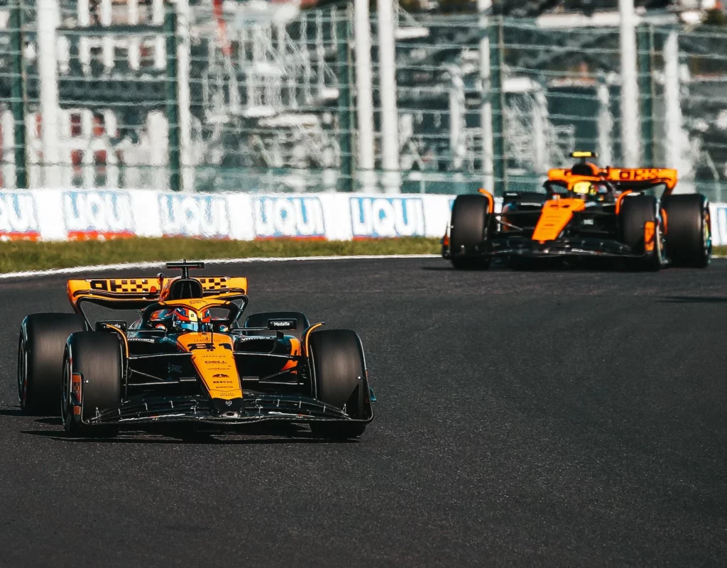 Piastri precede Norris durante il GP del Giappone: per la McLaren tante statistiche positive questa settimana
