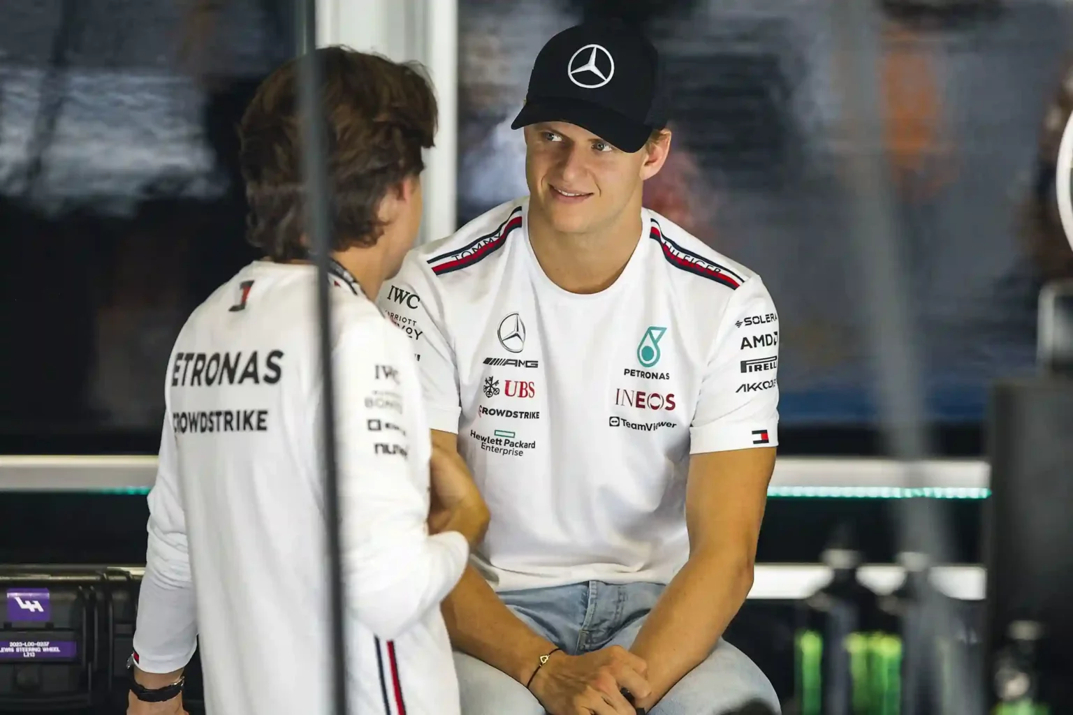 Sauber: Bortoleto preferito a Schumacher, Binotto chiarisce il perché Mick Schumacher nel box Mercedes