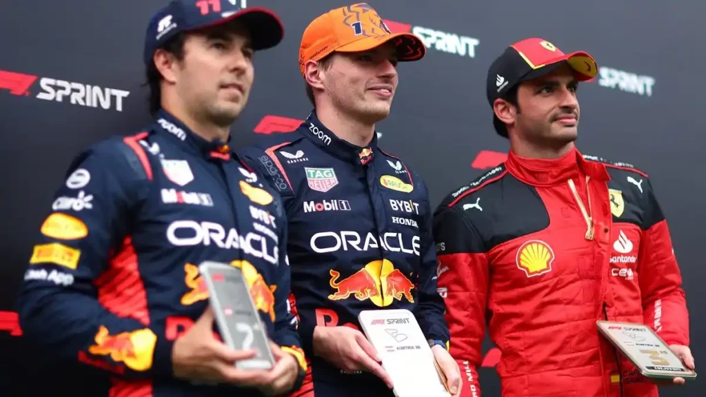 I primi tre dell'ultima sprint in Belgio. Verstappen pronto a vincere il terzo titolo