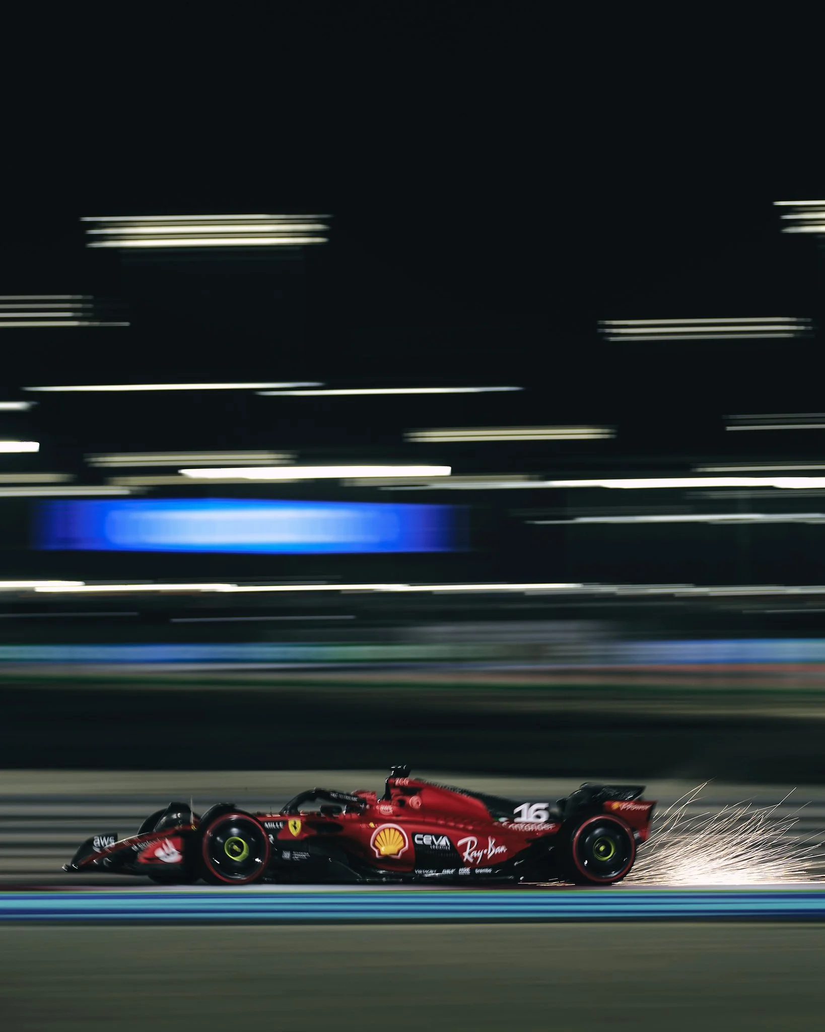 Charles Leclerc in pista nelle qualifiche in Qatar