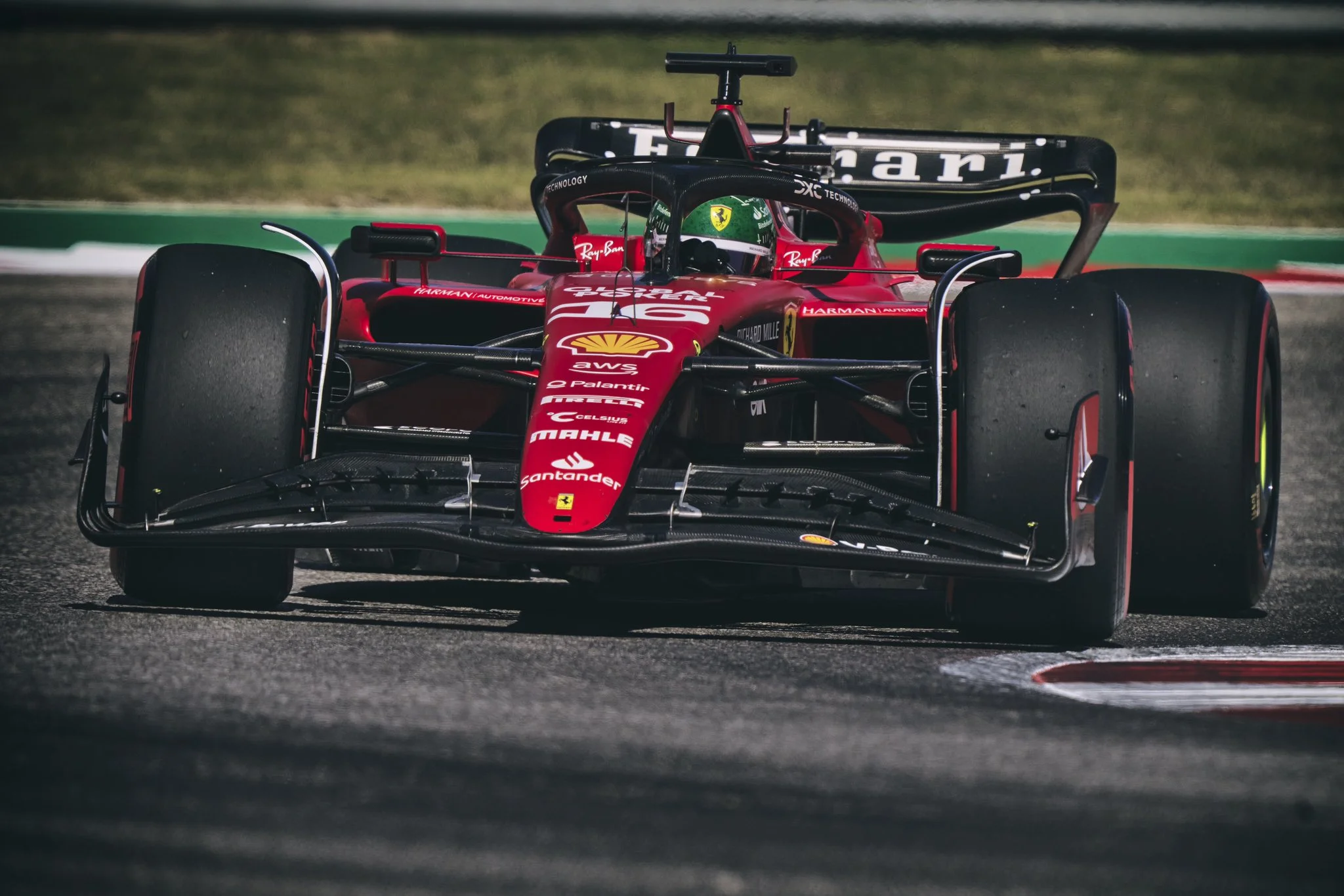 Leclerc in azione durante le qualifiche ad Austin