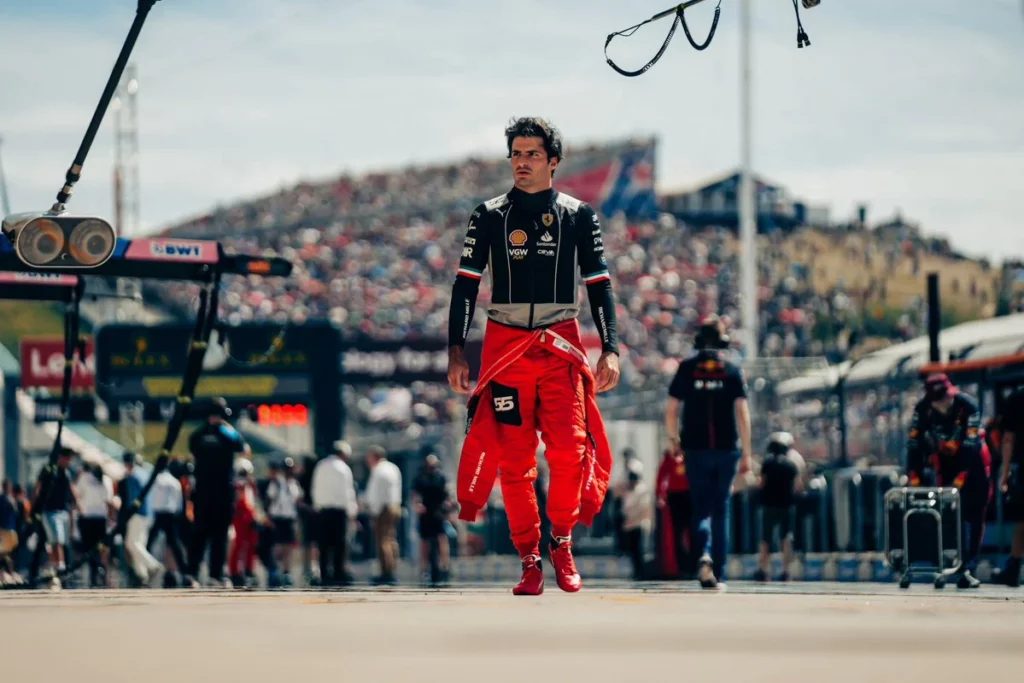 Carlos Sainz in pit lane ad Austin
