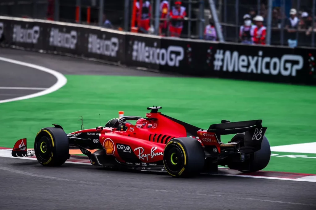 Charles Leclerc in pista nelle FP2 del GP del Messico