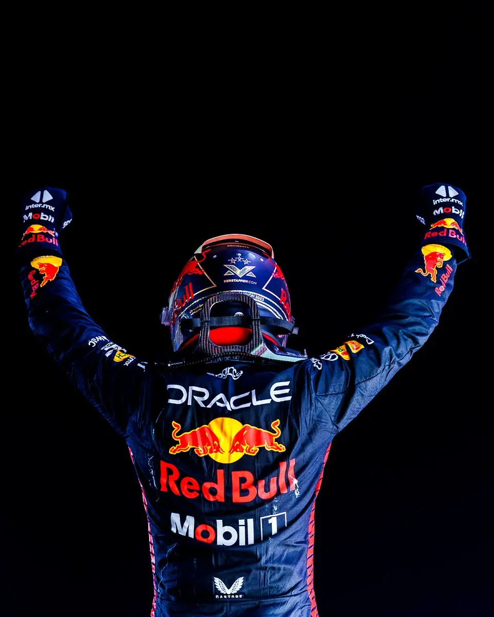 Max Verstappen festeggia il terzo titolo mondiale in Qatar