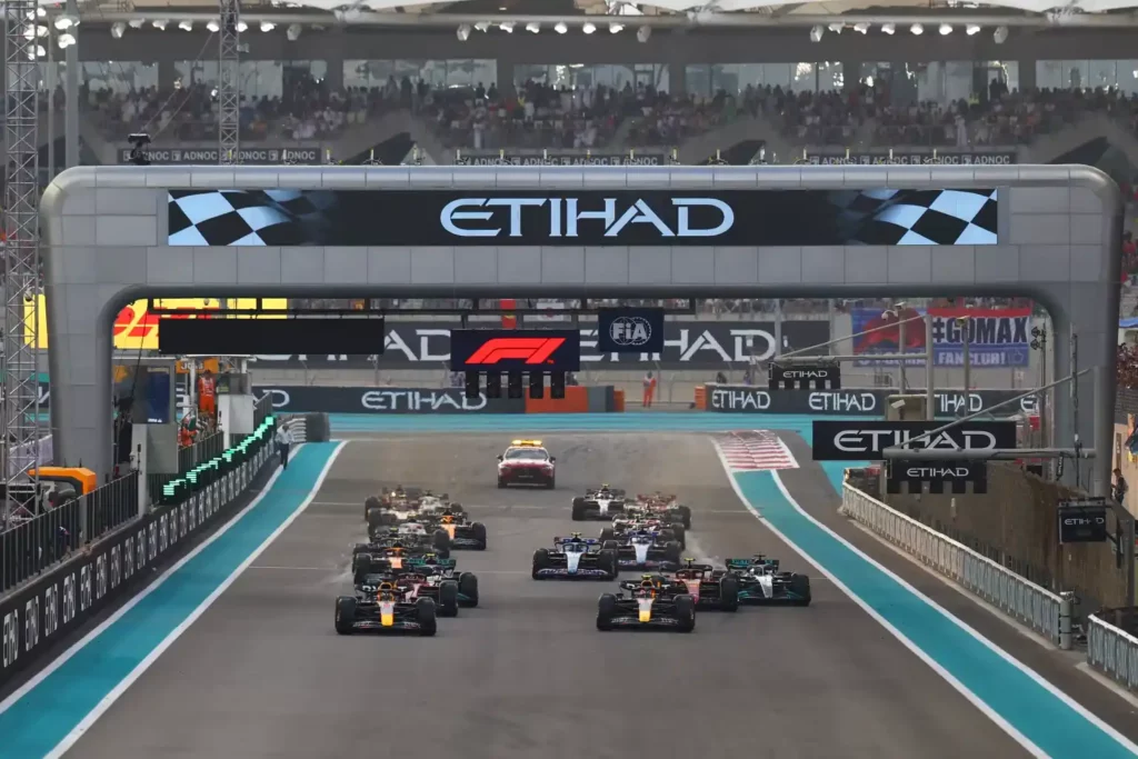 La partenza del GP di Abu Dhabi 2022