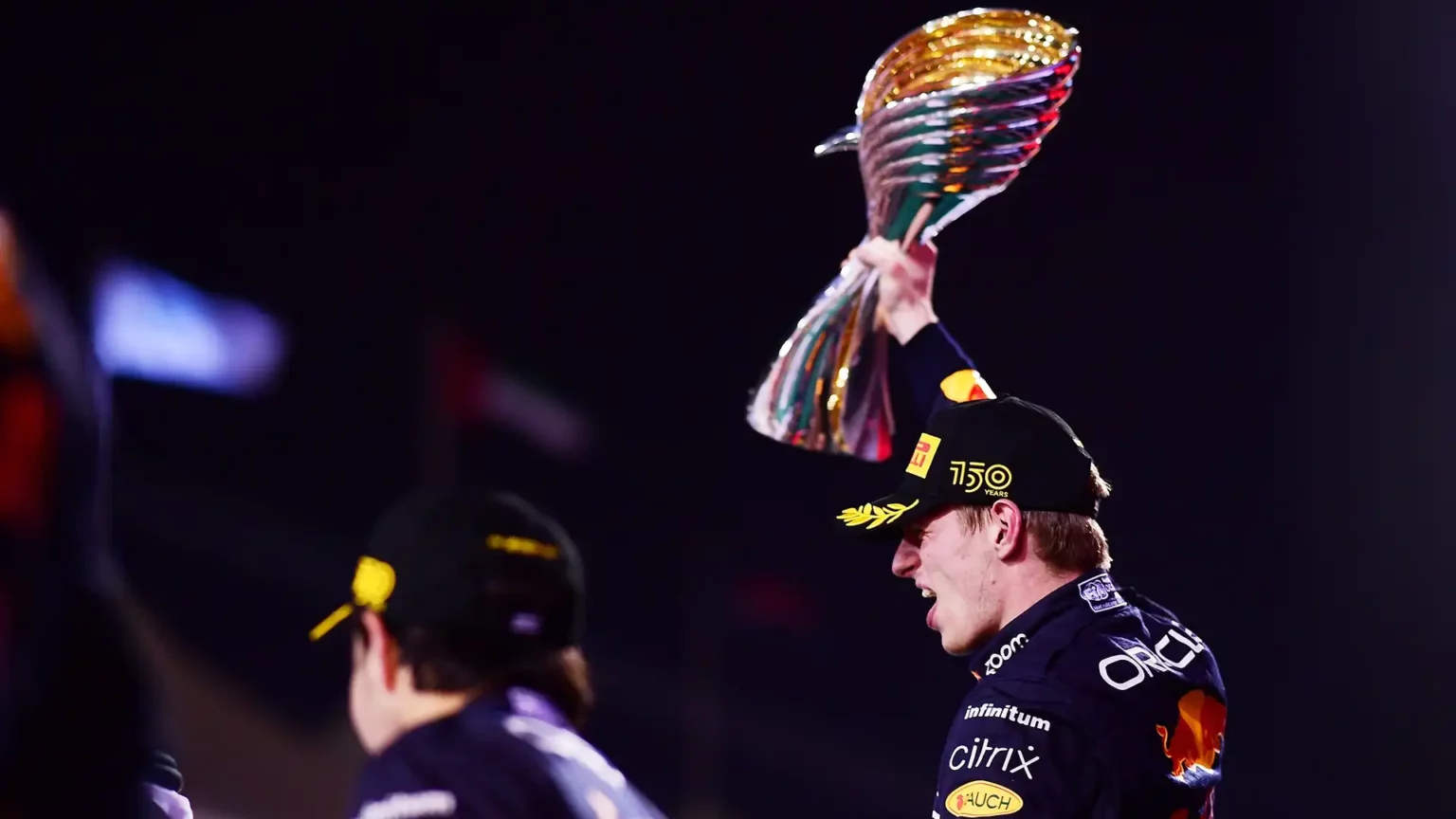 Fanta F1, chi sono i 5 piloti che avreste dovuto schierare ad Abu Dhabi? Max Verstappen alza la coppa ad Abu Dhabi