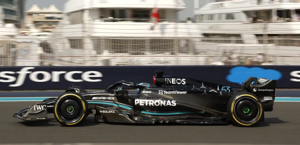 George Russell, nelle FP1 ad Abu Dhabi