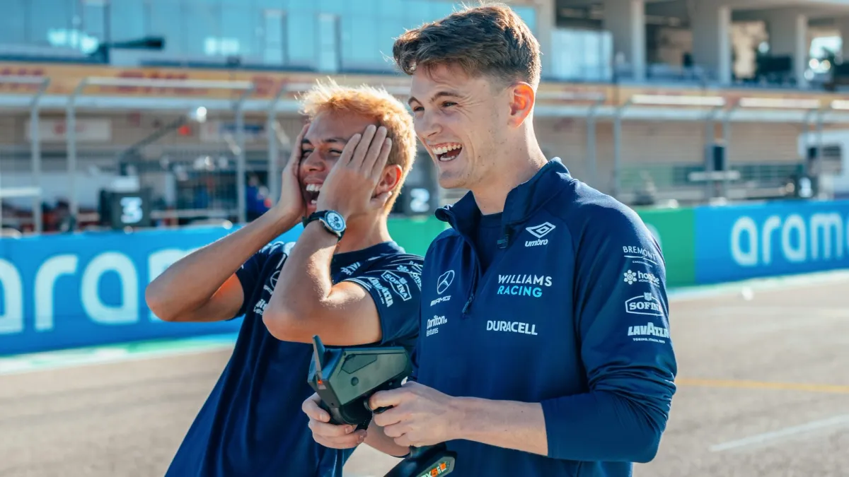 Alexander Albon e Logan Sargeant insieme in pista