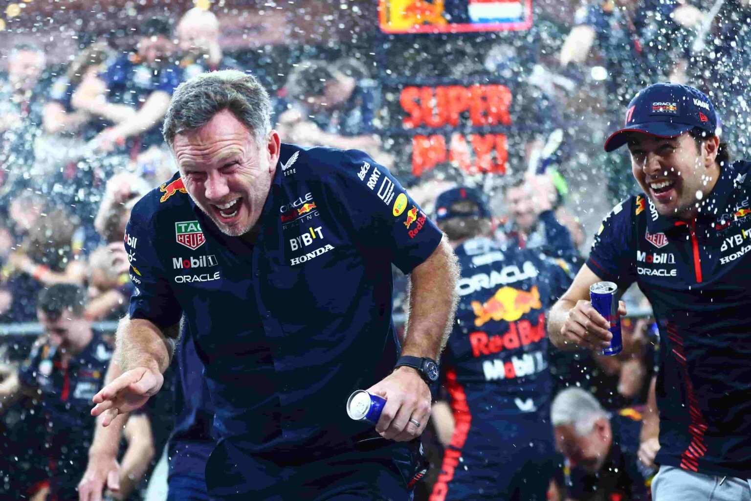 Christian Horner festeggia la vittoria del titolo costruttori di Red Bull
