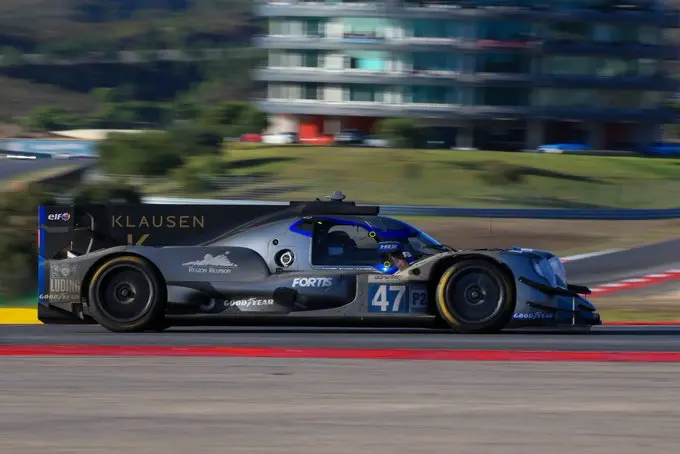 LMP2 numero #47 di Cool Racing in pista durante la European Le Mans Series