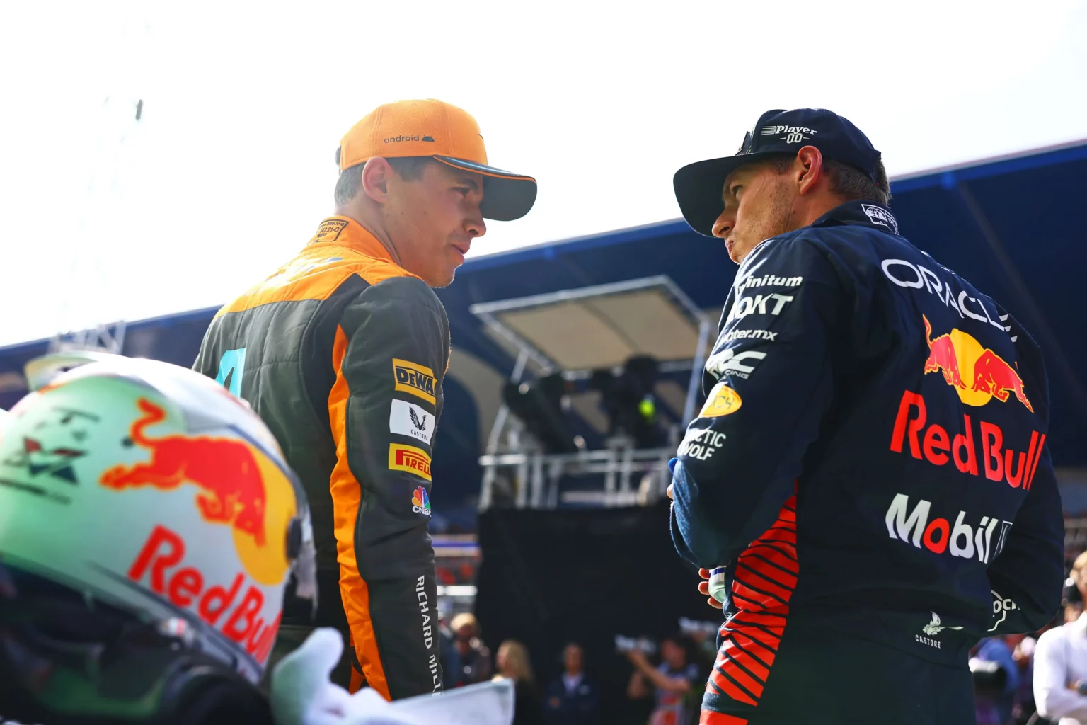 Canada, Norris avverte: “Red Bull e Ferrari saranno forti” Verstappen e Norris durante la qualifica a Zandvoort.