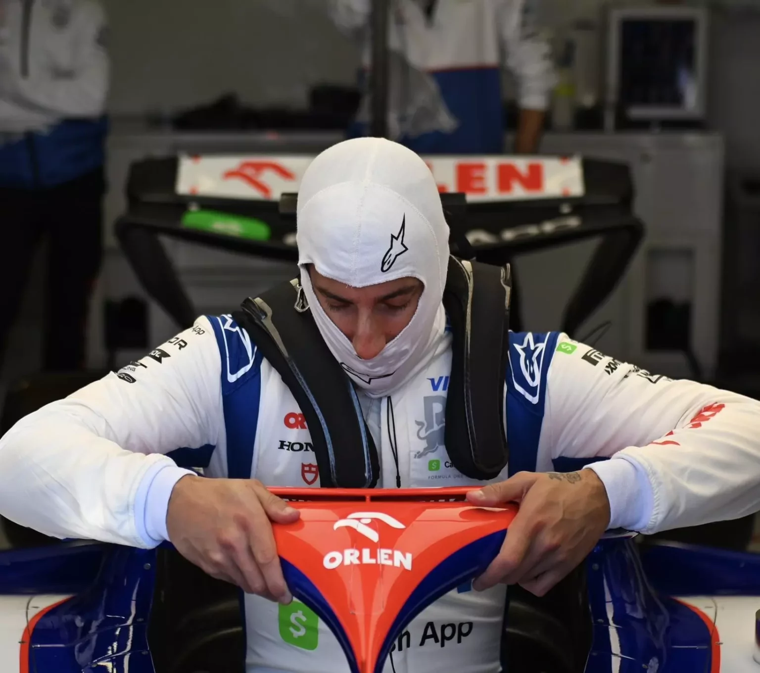 Daniel Ricciardo pronto per scendere in pista per i test a Misano