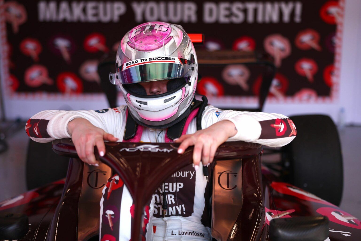 test days, LOla Lovinfosse con livrea Charlotte Tilbury