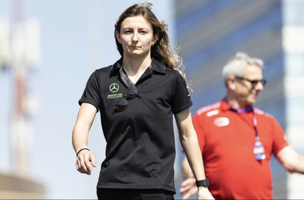 F1 Academy qualifiche a Jeddah: Doriane Pin esordio alla Verstappen