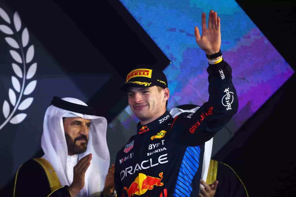 Verstappen sale sul podio del GP del Bahrain