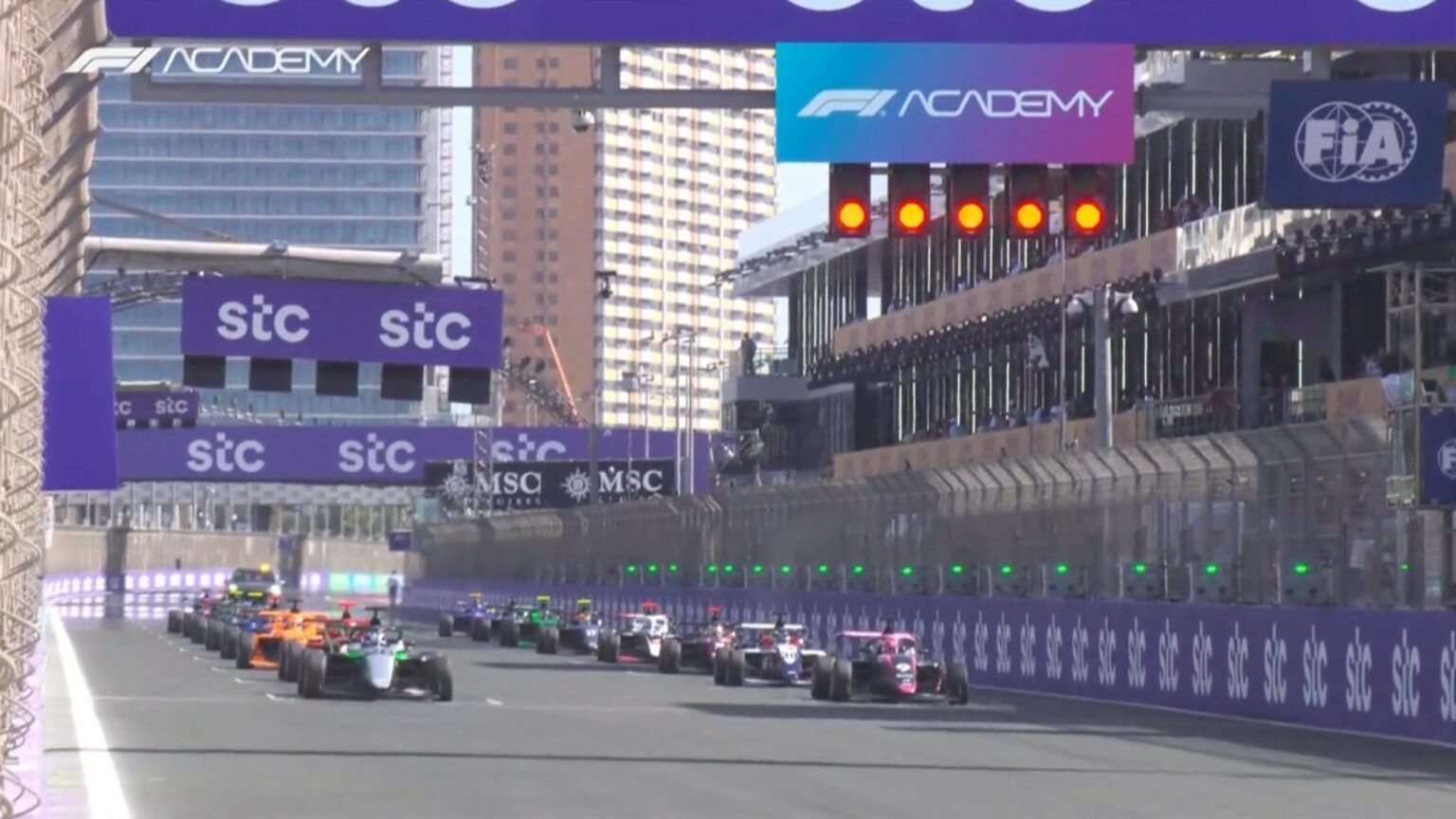 F1 academy Gara 1 Gran Premio Arabia Saudita. ©️F1 academy su X