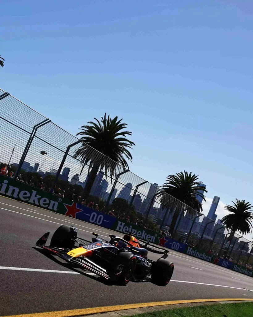 la RB20 di Max Verstappen nelle fp2 del gp d'Australia