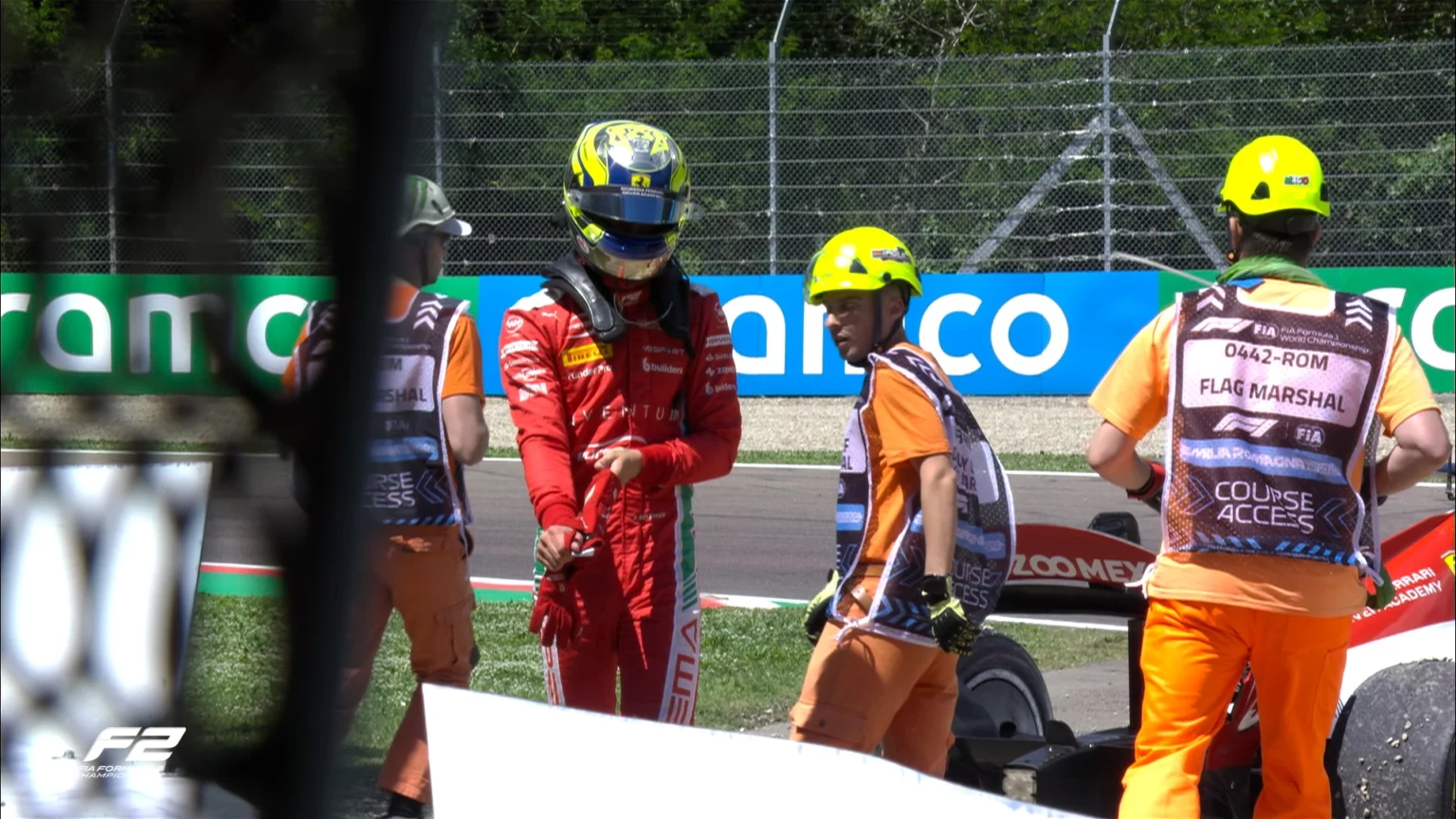 Out di Oliver Bearman che porta a chiudere la sessione con una bandiera rossa | @f2