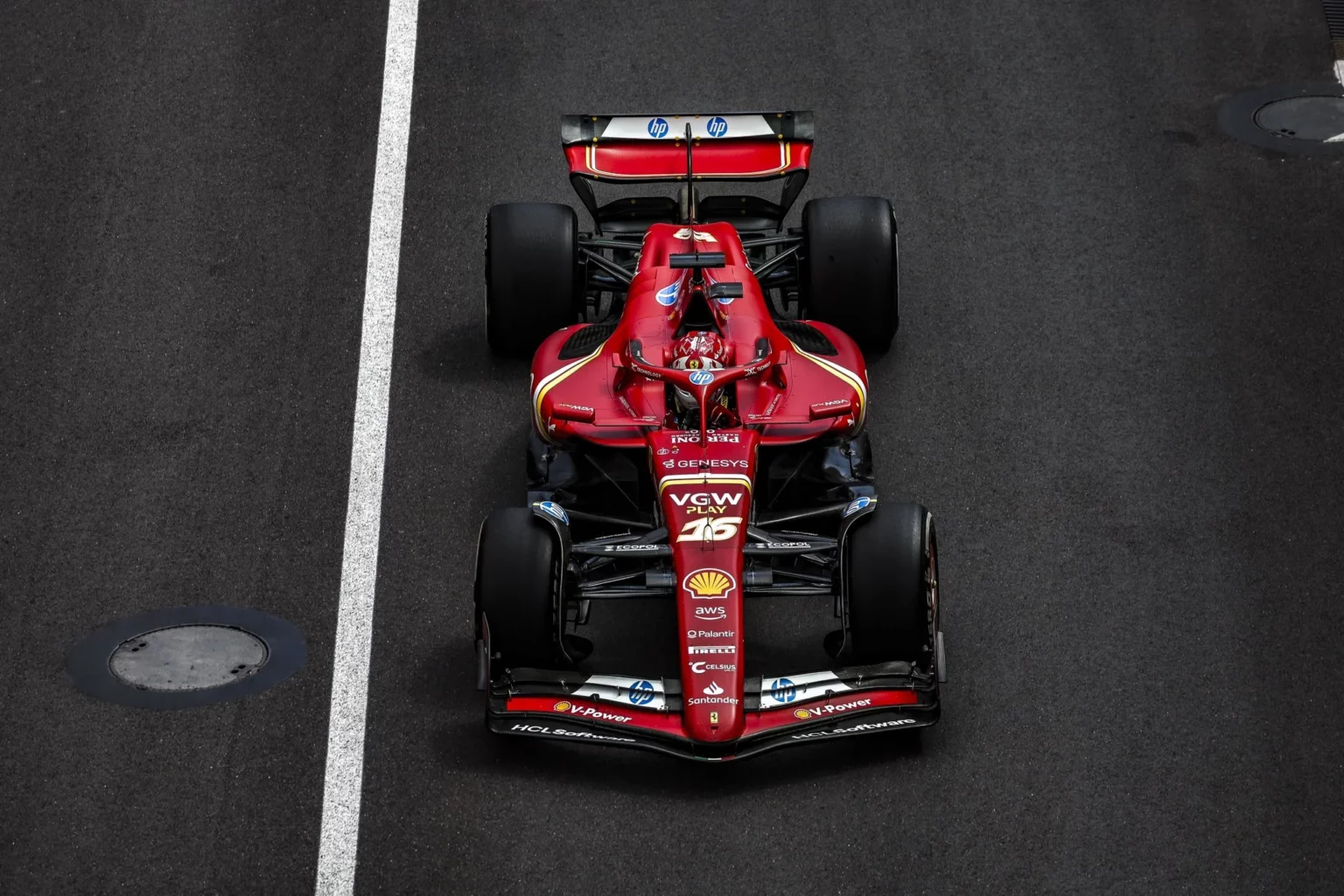 Leclerc in azione durante le FP3 del GP di Monaco