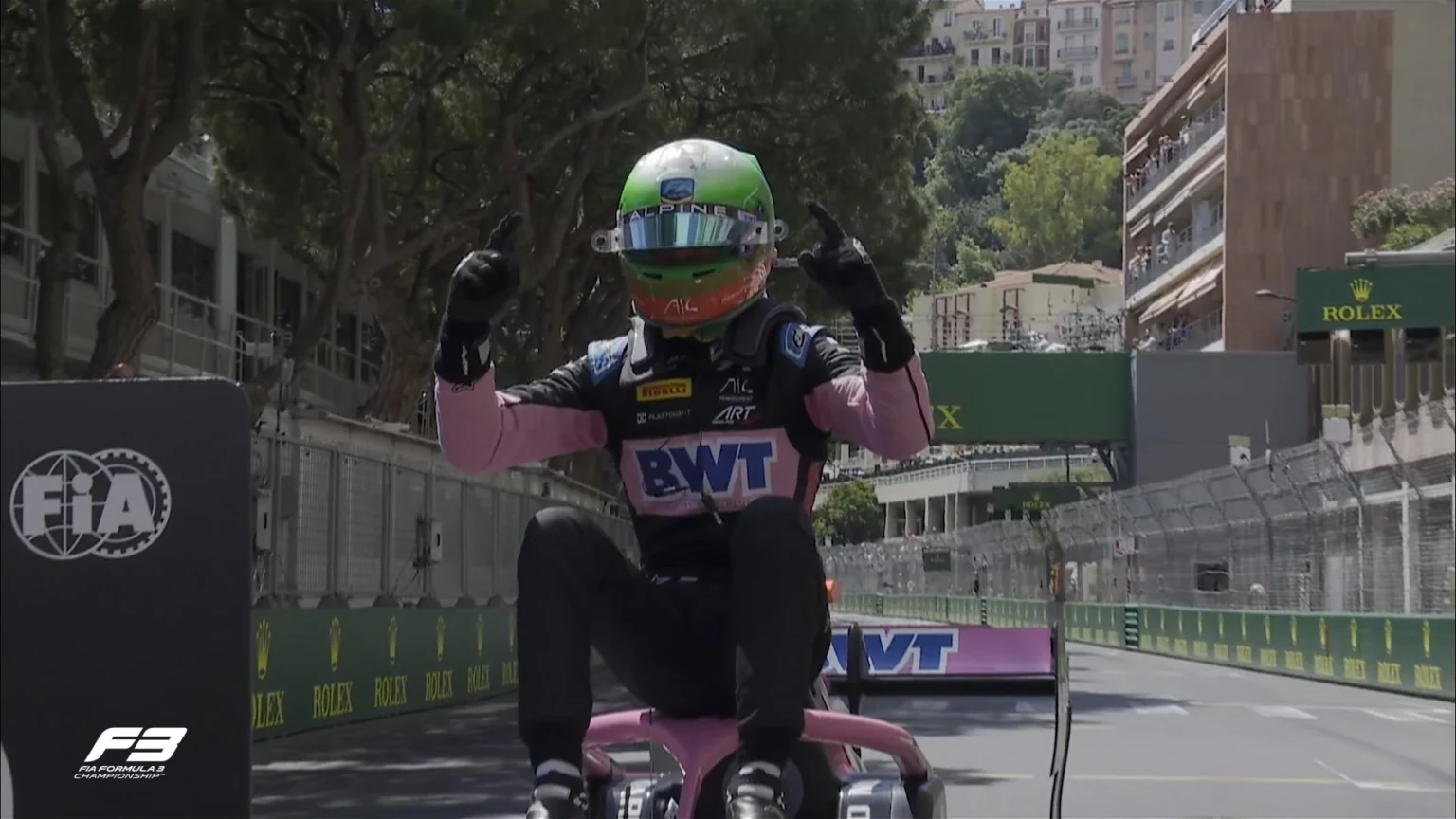 Nikola Tsolov vince la gara Sprint del GP di Monaco! | @f3