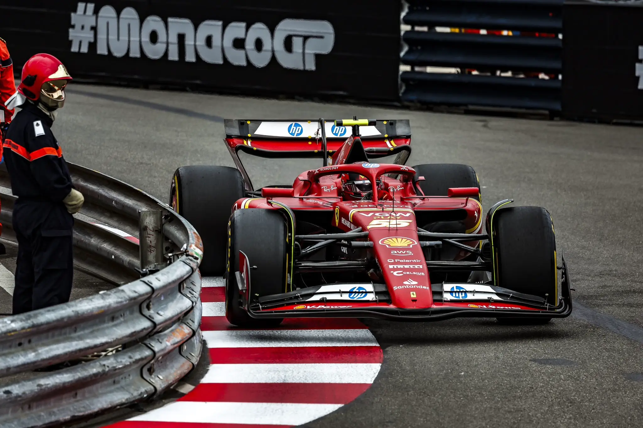 Sainz in pista durante le FP2 del GP di Monaco