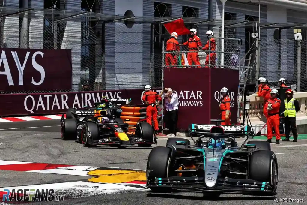 GP Monaco bandiera rossa piloti