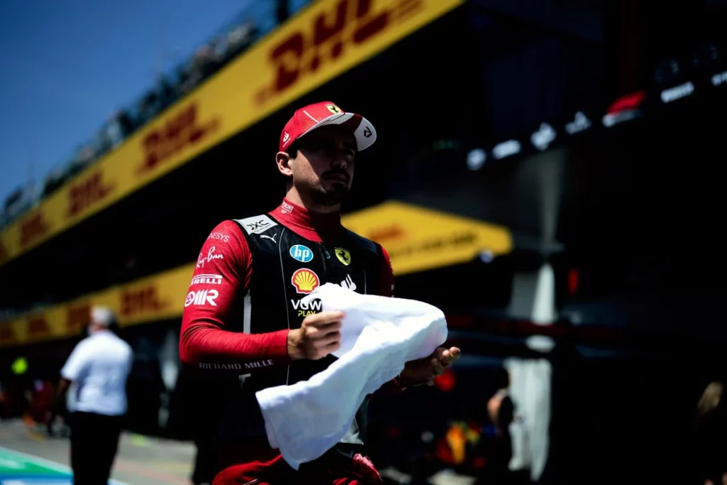 Charles Leclerc prima della qualifiche del Gp d'Austria