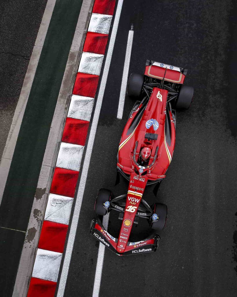 La Ferrari di Charles Leclerc in pista durante le FP3 del GP d'Ungheria