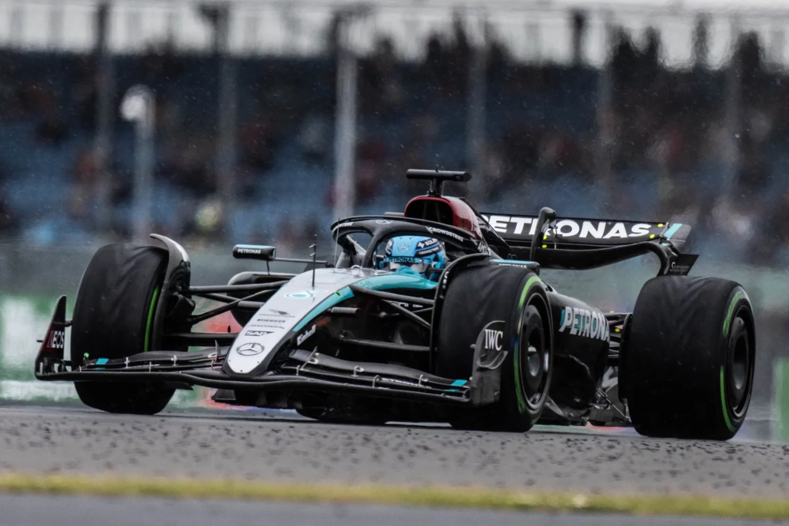 FP3 GP Silverstone, Mercedes davanti a tutti Russell in azione nelle FP3 del GP di Silverstone