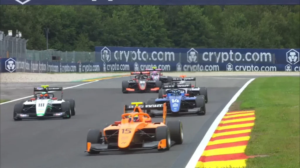 F3 | GP Belgio, Qualifiche: Pole di Voisin, 3° Fornaroli. Minì 11°