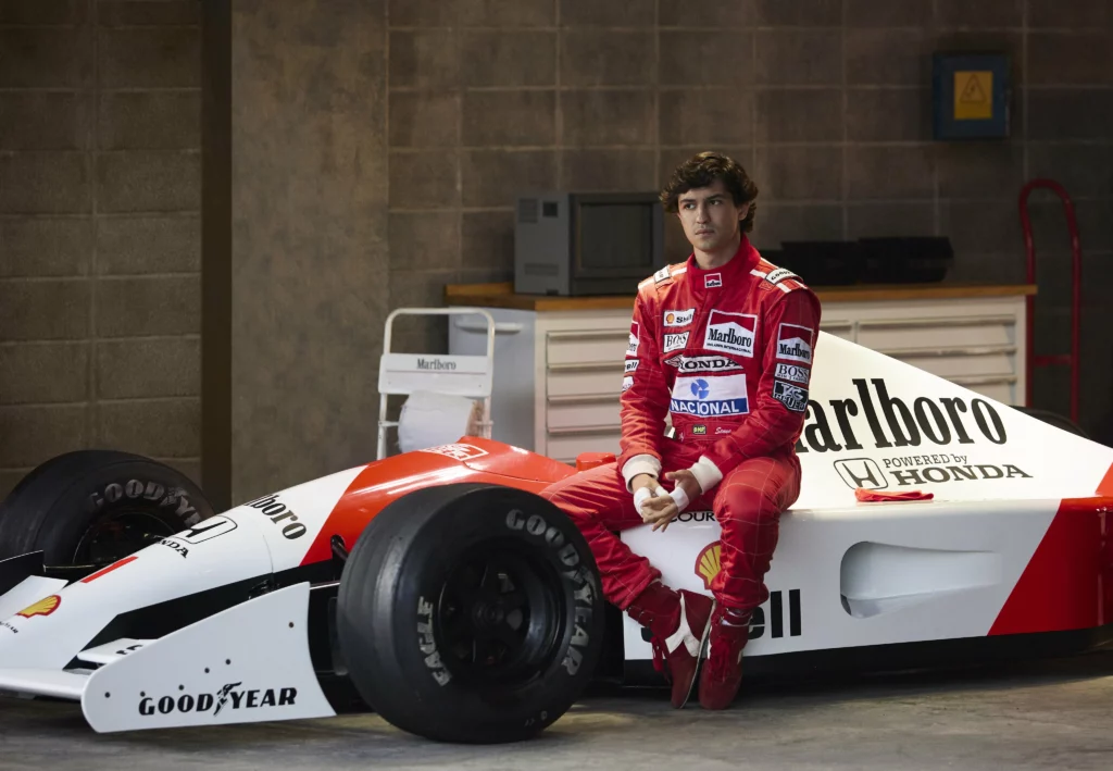 Gabriel Leone nei panni di Ayrton Senna per il prodotto originale di Netflix