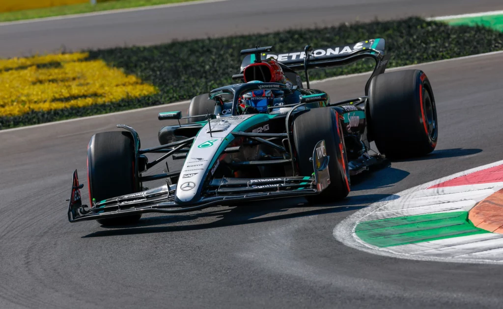 Antonelli in azione durante le FP1 a Monza